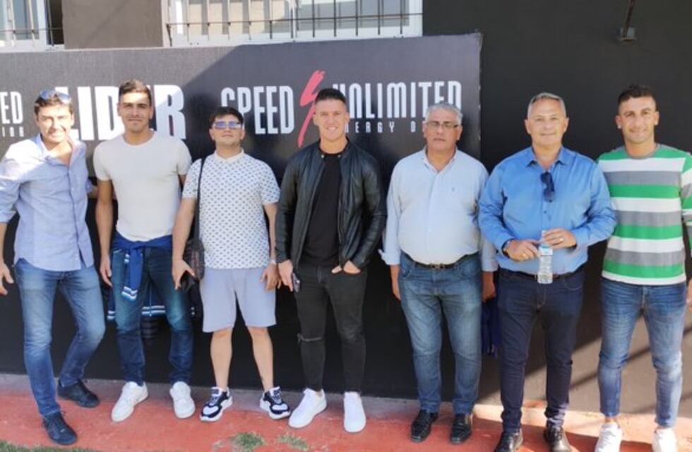Volvió Manuel Pérez, con respaldo a Carlos Bossio como entrenador de Racing