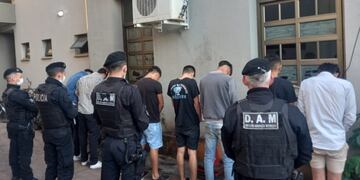 Posadas: una pelea tras la salida de un boliche culminó en 8 detenidos.