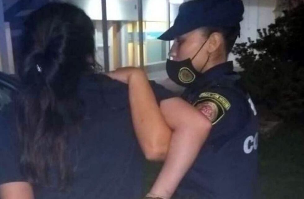 Villa María: reclamó que le regalen bebidas y terminó presa por agredir a los empleados