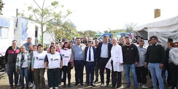El programa recorre centros educativos con atención integral en enfermería, vacunación, odontología y salud sexual.