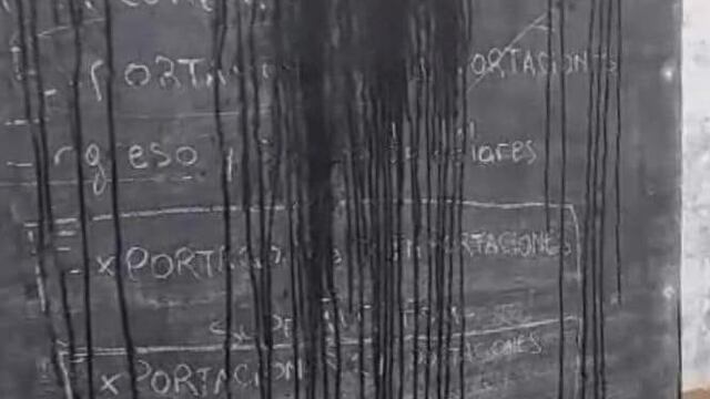 Inundaciones en escuelas de Coronel Rosales.