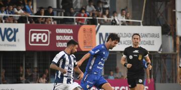 Albertengo convirtió dos en el complemento y le dio la victoria a Atlético de Rafaela