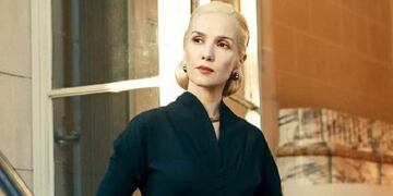 Natalia Oreiro como Evita Péron en Santa Evita.