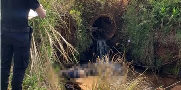 Hallan sin vida a un hombre en un arroyo de Campo Grande: investiga las causas del deceso.