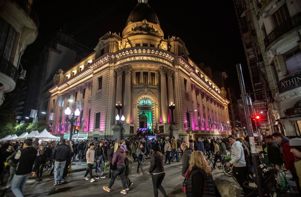 Vuelve la Noche de las Peatonales a Rosario: conocé las novedades y propuestas para fin de año