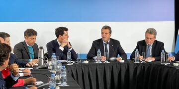 Reunión de Massa con gobernadores