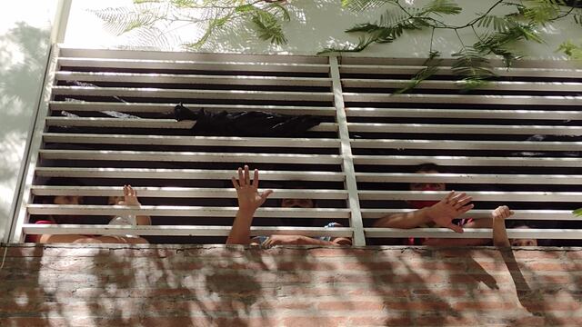 Una de las tantas imágenes de aislados en las escuelas de Formosa