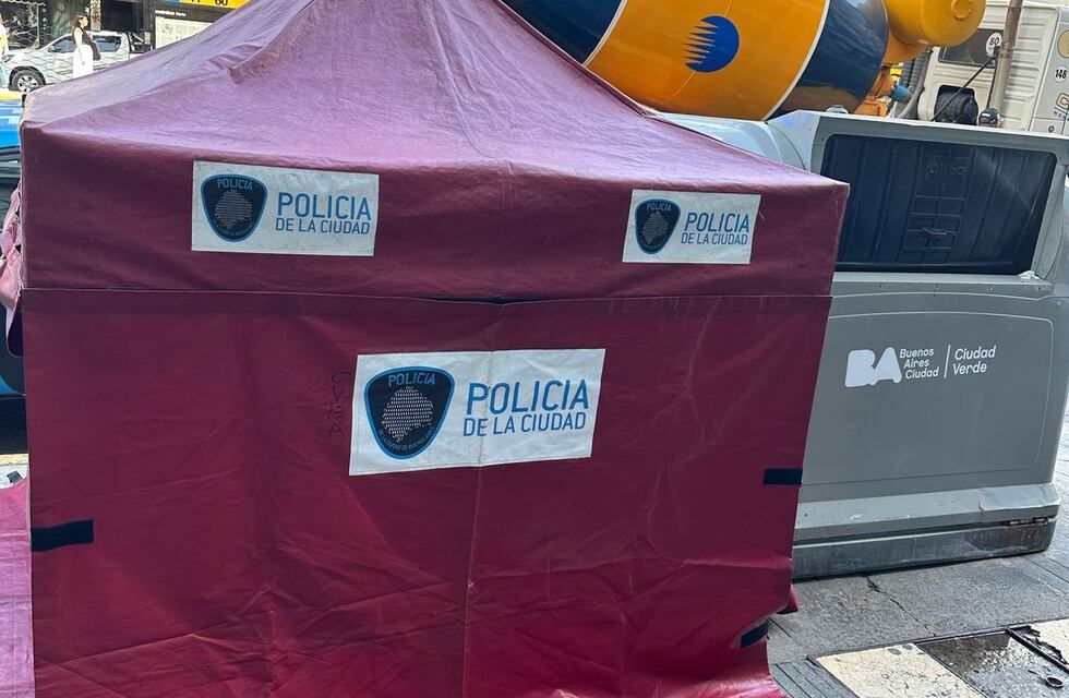 Un cartonero revisaba la basura y encontró el cadáver de una beba de pocos días