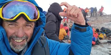 Ricardo Poggi, el hombre que subió el Aconcagua a los 63 años con su familia