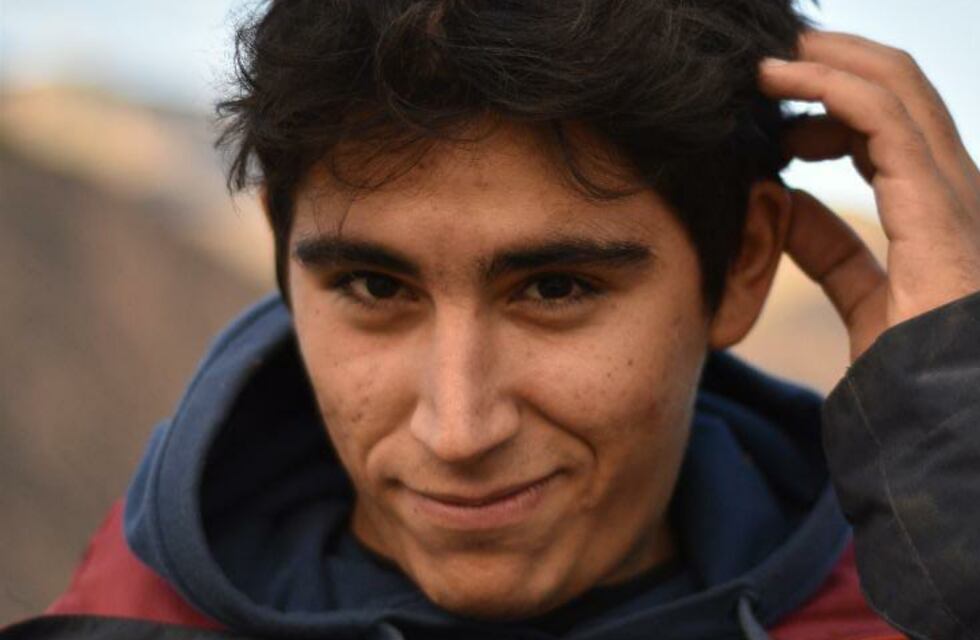 Un lasherino realiza divertidas animaciones desde charlas improvisadas con amigos