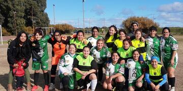 Barrio Laura ganó por penales y clasificó a la final de la Copa de Plata.