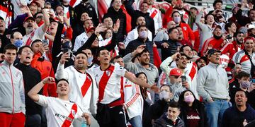 Podrían jugarse partidos sin público por los incumplimientos de protocolos en los estadios.