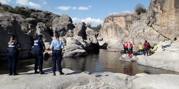 Un turista nadaba en el río Mina Clavero y se ahogó (La Voz).