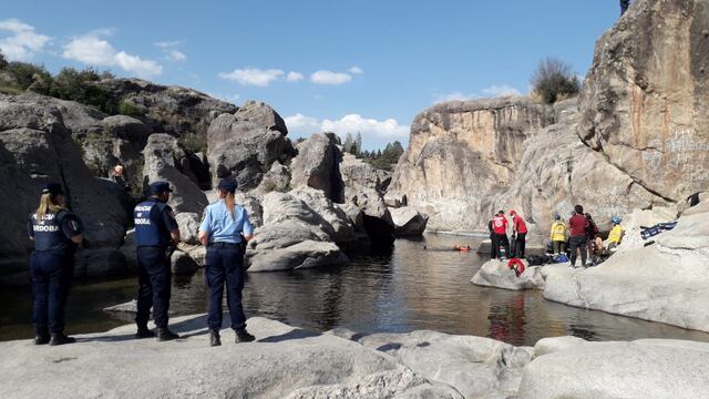 Un turista nadaba en el río Mina Clavero y se ahogó (La Voz).