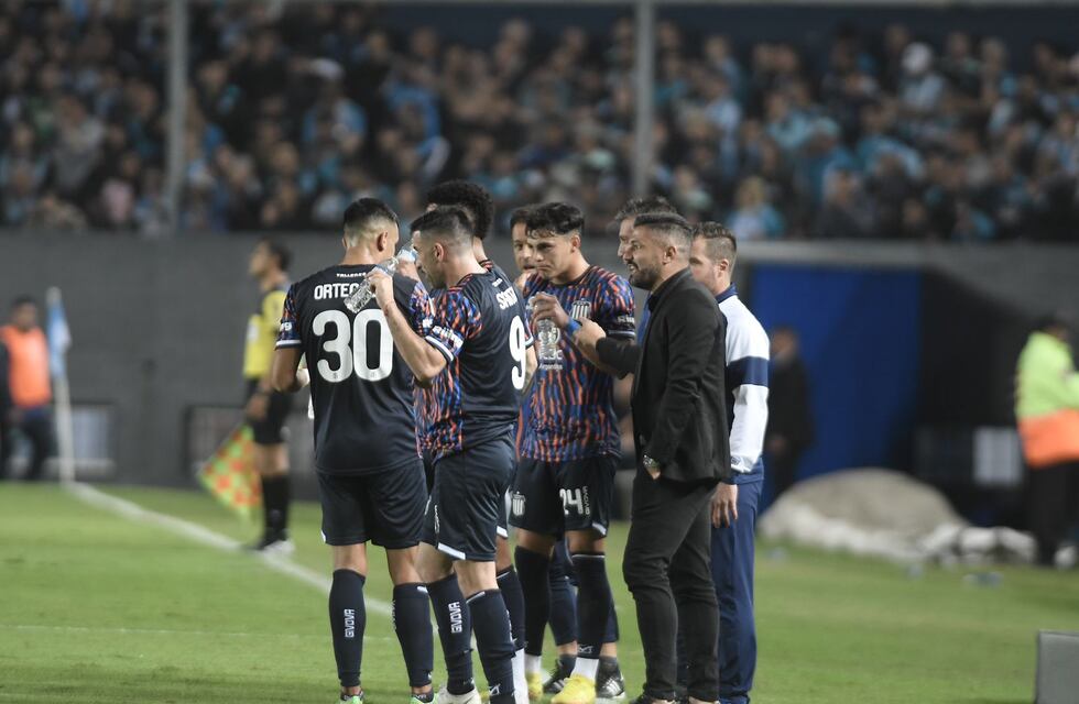 Javier Gandolfi y su Talleres: “Los partidos se ganan cuando se intentan jugar”