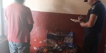 Insólito robo en Alberdi: mediante un boquete en el techo de un taller, lo desvalijó.