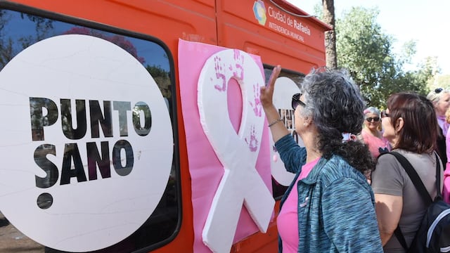 Actividad para concientizar sobre el cáncer de mama en Rafaela