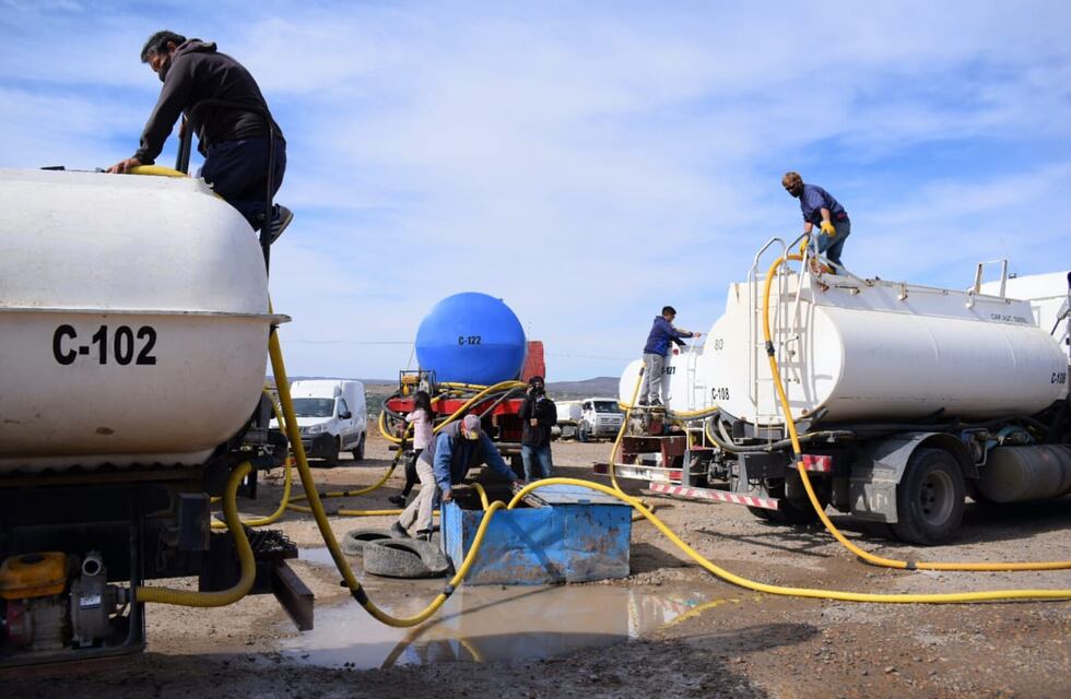Falta de agua: suman tres centros de distribución