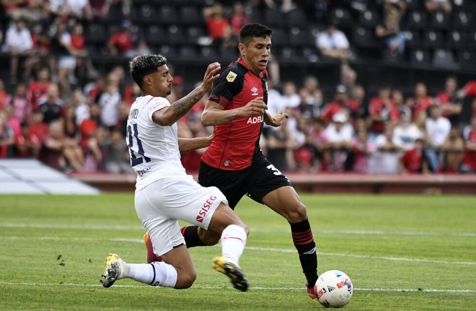 Nicolás Castro se despide de Newell’s: “Acá siempre va a haber un leproso más”