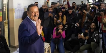 Elecciones 2023: Ricardo Quintela ya votó en La Rioja.