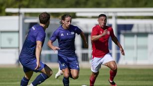 Mientras espera a los refuerzos, Talleres goleó en su amistoso con San Martín de Tucumán (Talleres)