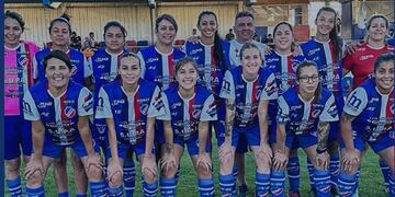 Rosario goleó a Puerto Comercial.