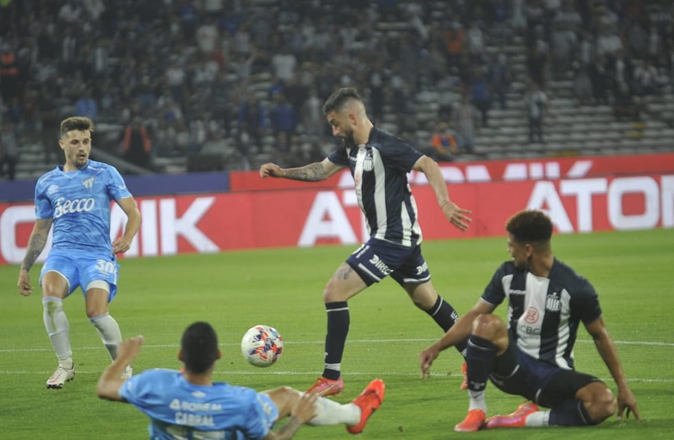 Michael Santos, el nuevo goleador de Talleres: “Tenemos con qué lastimar”