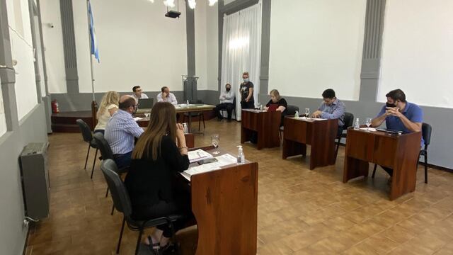 El Concejo Deliberante de Pilar, aprobando la ficha limpia.