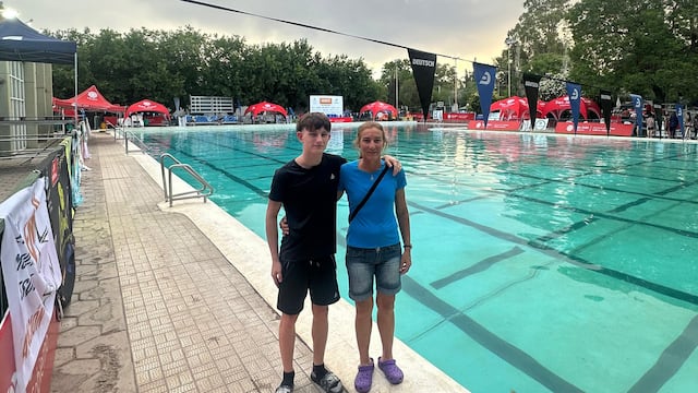 Benicio Murúa Guyón nadador Deportivo y Cultural Arroyito