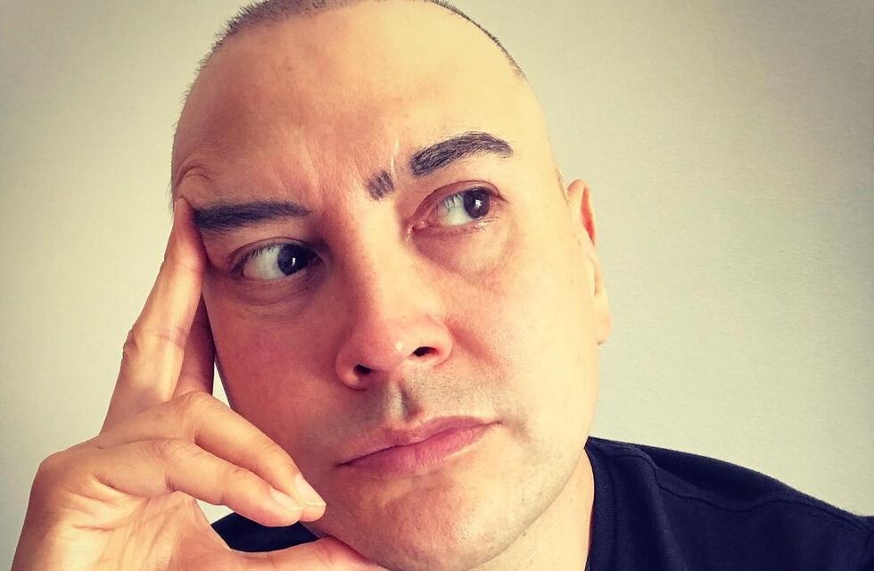 Repudian a Leo García por mensajes xenófobos contra venezolanos y colombianos: “Vayan a perrear a su país”