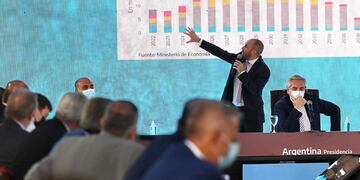 Martín Guzmán y Alberto Fernández se reunieron en reiteradas oportunidades esta semana para tratar el tema de la deuda con el FMI.