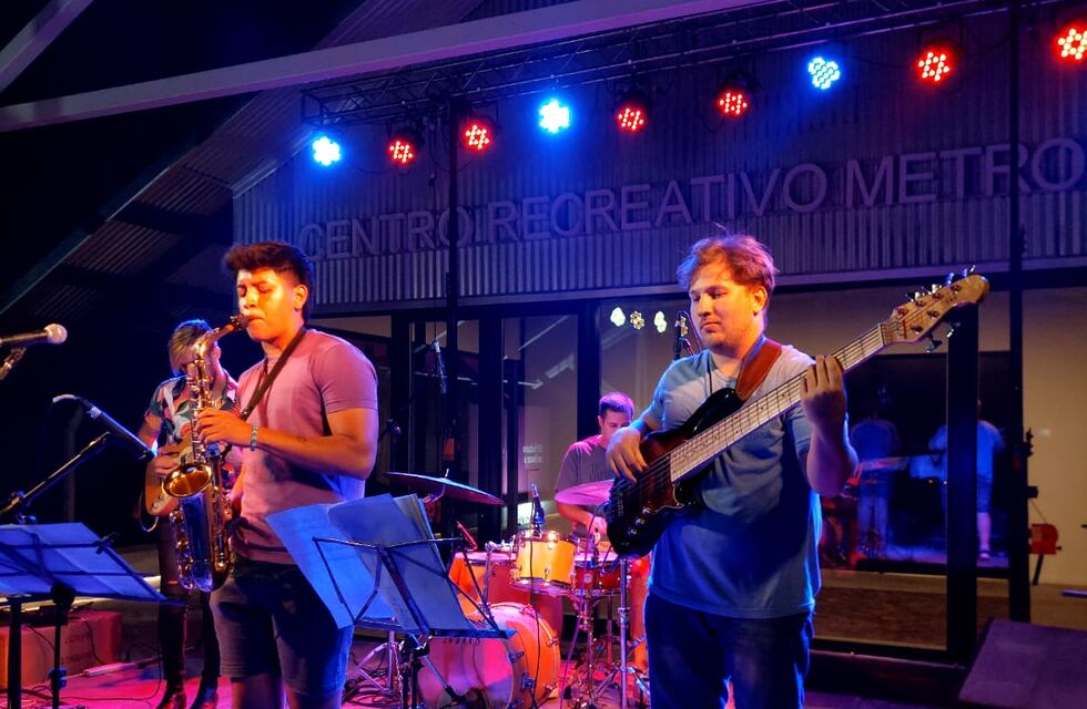 “La Estación en vivo” convocó a prestigiosos artistas de Rafaela