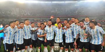 Tras el partido ante Bolivia, la selección celebró la obtención de la Copa América. (Gentileza Clarín).