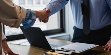 Empleo joven: 10 carreras que tendrán salida laboral asegurada en 2023