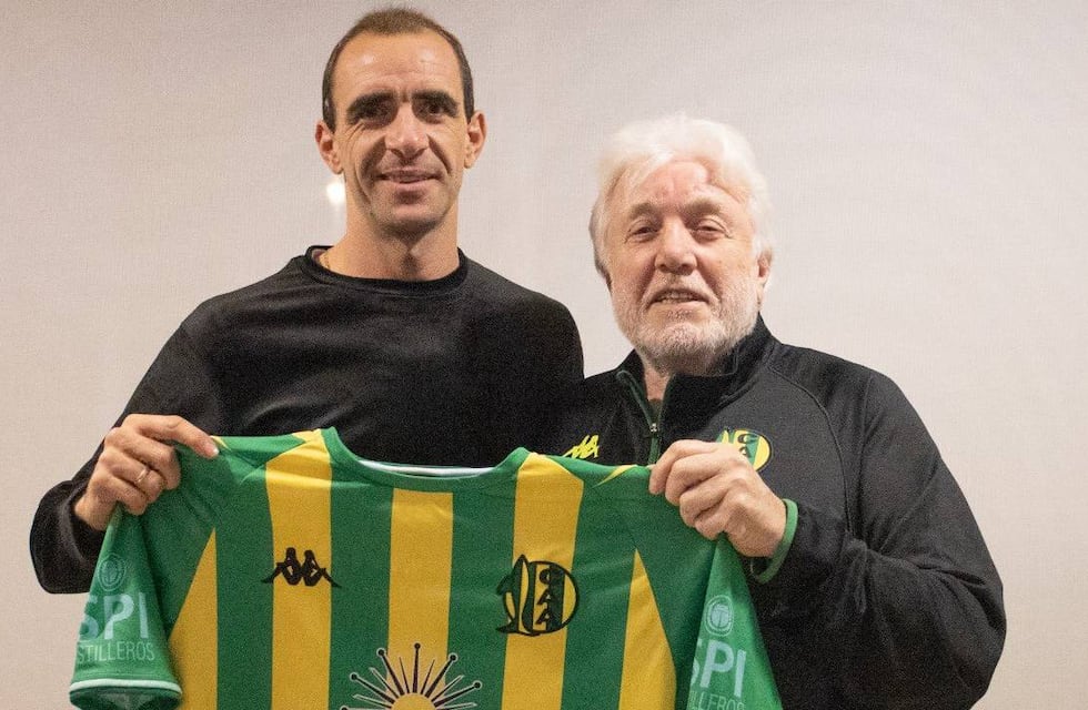 Rosario Central enfrenta a Leandro Somoza tres semanas después de la renuncia