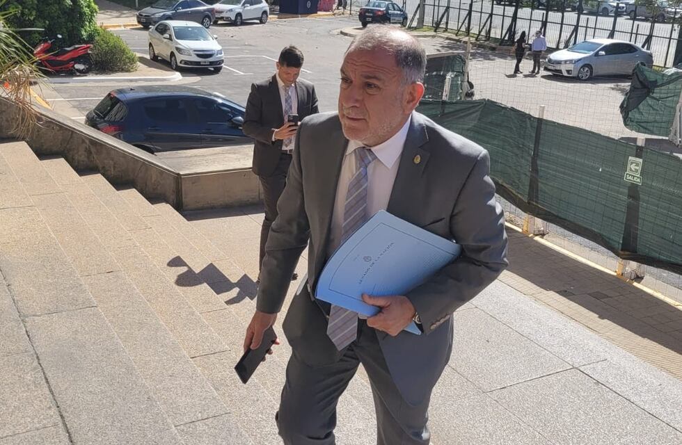 Magistratura: Luis Juez denunció penalmente a Cristina Kirchner por no acatar el fallo de la Corte