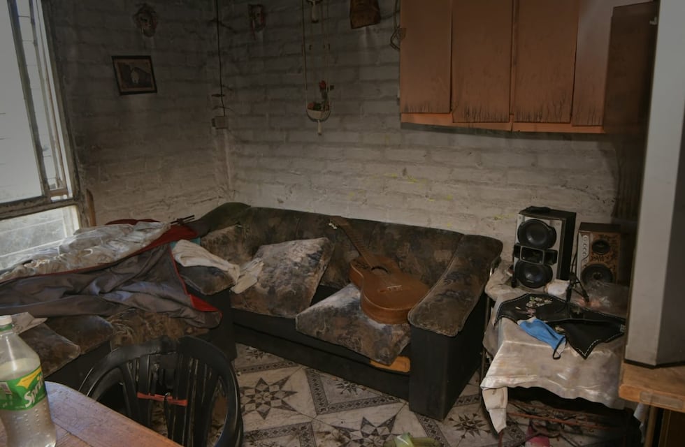 Dos jóvenes resultaron internados por quemaduras e intoxicación tras un incendio en Godoy Cruz