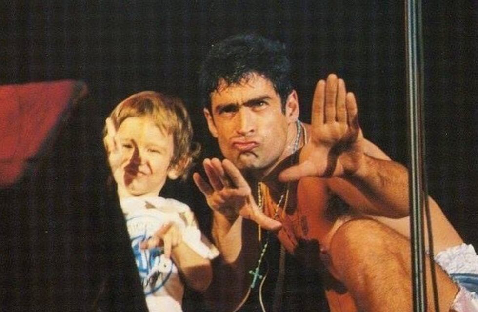 Ramiro Bueno recordó a su papá Rodrigo con un temazo en vivo y un sentido mensaje