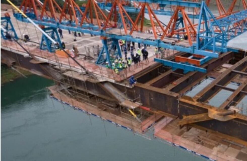 Con la última duela colocada, concluyen el Puente Internacional de la Integración