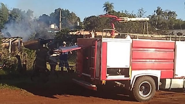 Eldorado: una vivienda se consumió en el barrio Antiguo Centro.