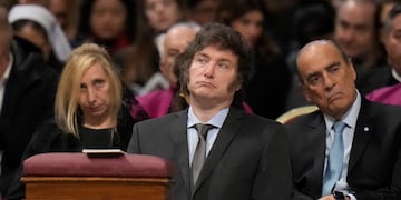 El encuentro entre el Papa Francisco y Javier Milei. (AP)