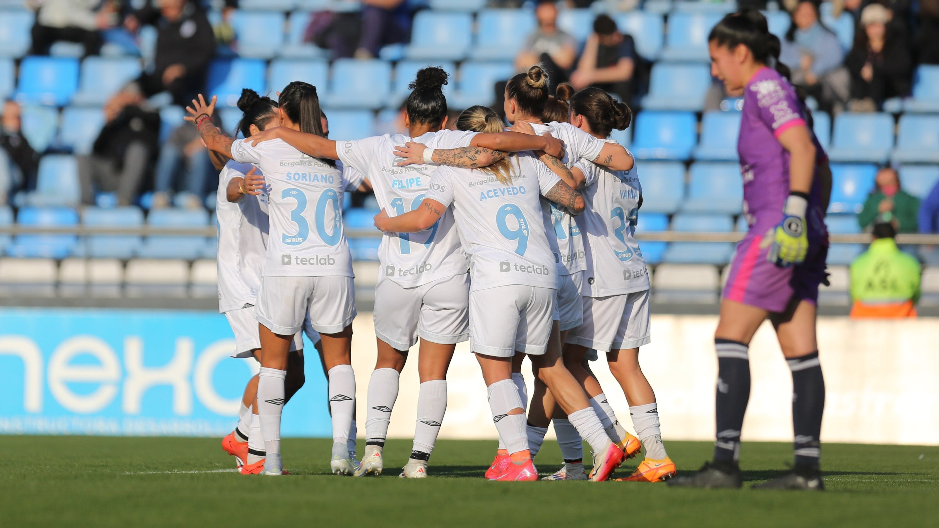 El equipo femenino de Belgrano goleó en el Gigante. (Prensa Belgrano).