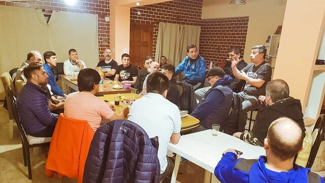 Se realizó un encuentro por el reconocimiento a Alejandro “Guata” Navarro y las glorias del Futsal Fueguino