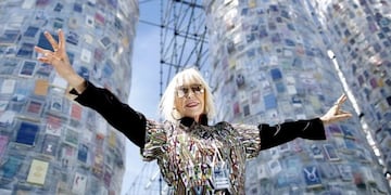 Marta Minujín, la exitosa vanguardista de los años 1960, 1970 y 1980. (Web Télam).