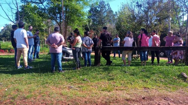 Eldorado: se realizó una reunión entre vecinos y efectivos policiales para tratar temas de Seguridad