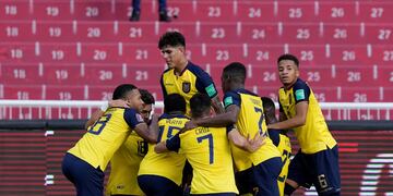 Piero Hincapié, el defensor que jugó en Talleres y marcó el 1-0 parcial ante Venezuela por la fecha 13 de las eliminatorias sudamericanas rumbo al Mundial Qatar 2022. (AP)