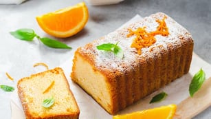 Cómo hacer un budín de naranja húmedo y esponjoso en muy pocos pasos