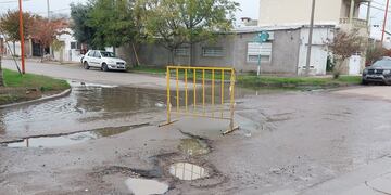 Aprobaron el proyecto para multar a las empresas que no señalicen correctamente las vallas cuando realicen obras.