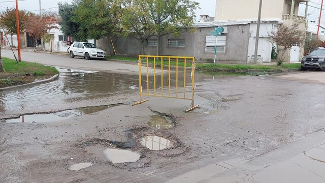 Aprobaron el proyecto para multar a las empresas que no señalicen correctamente las vallas cuando realicen obras.