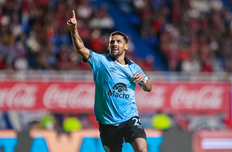 Se oficializó: quién es el goleador asegurado por Belgrano para el 2025